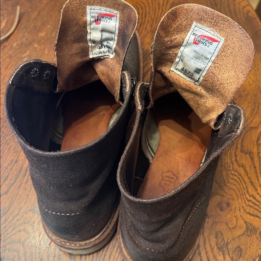 Red Wing Muleskinner Roughout Leather Boots - Picture 13 of 14